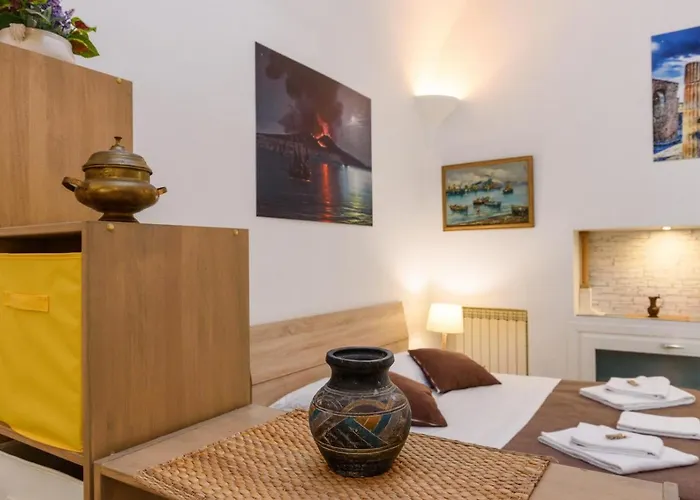 Sarracino Relais Oda ve Kahvaltı Napoli