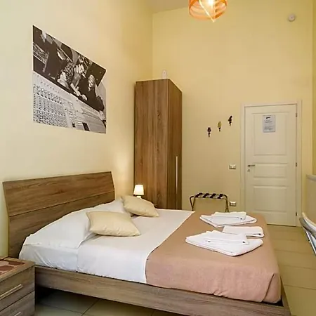 Nocleg ze śniadaniem Sarracino Relais 4*