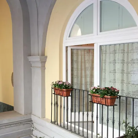 Sarracino Relais Nocleg ze śniadaniem