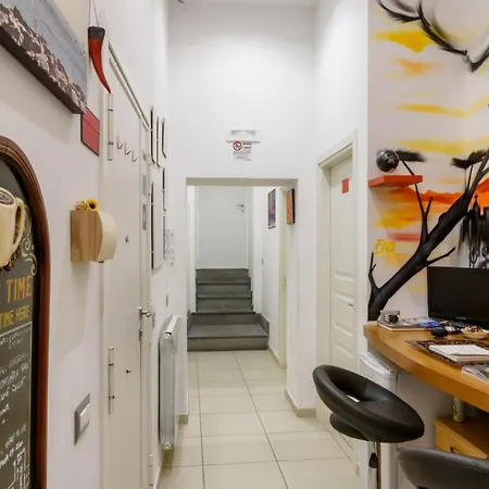 Sarracino Relais 4* نابولي