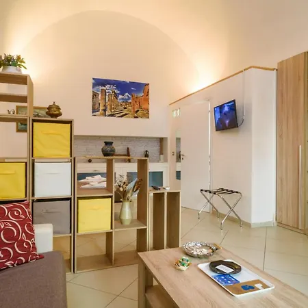 Sarracino Relais 2* Neapol