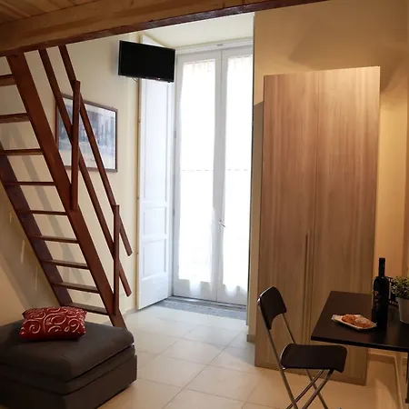 Sarracino Relais 4* Neapel