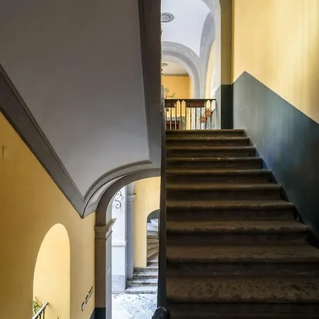 Sarracino Relais לינה וארוחת בוקר נאפולי